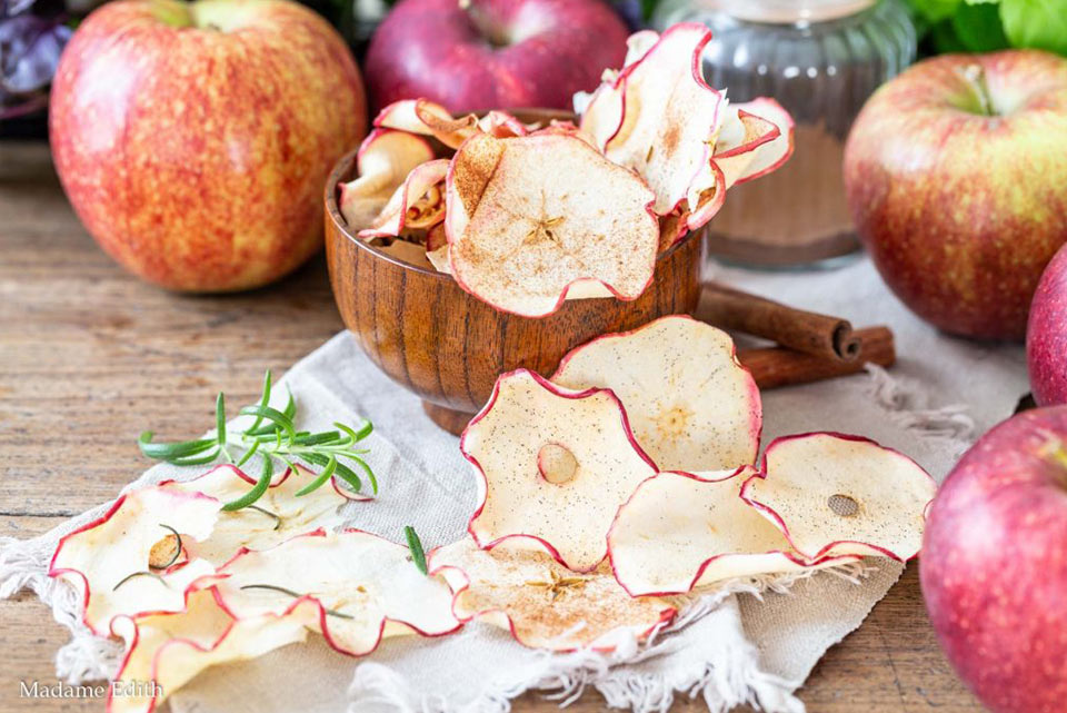 Chipsy jabłkowe - zdrowa jesienna przekąska